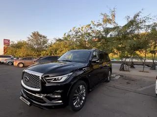 Infiniti QX80