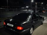 Mercedes-Benz E 200 1999 года за 2 200 000 тг. в Павлодар – фото 4