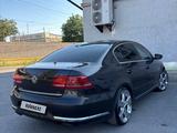 Volkswagen Passat 2013 года за 5 700 000 тг. в Шымкент – фото 5