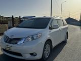 Toyota Sienna 2013 года за 10 800 000 тг. в Атырау