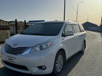 Toyota Sienna 2013 года за 11 500 000 тг. в Атырау