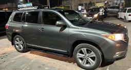 Toyota Highlander 2011 года за 9 500 000 тг. в Алматы – фото 2