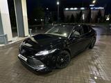 Toyota Camry 2018 года за 12 900 000 тг. в Астана