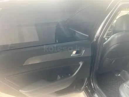 Hyundai Sonata 2019 года за 10 300 000 тг. в Караганда – фото 10