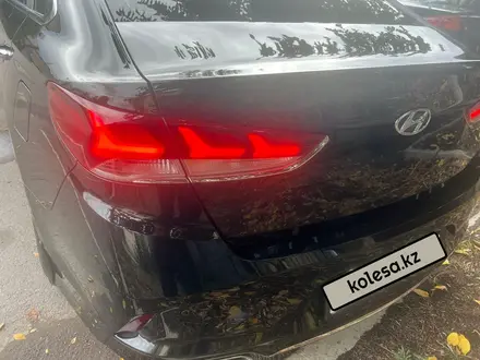 Hyundai Sonata 2019 года за 10 300 000 тг. в Караганда – фото 7