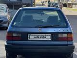 Volkswagen Passat 1993 годаүшін1 650 000 тг. в Алматы – фото 3