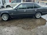 Mercedes-Benz E 300 1992 года за 2 200 000 тг. в Усть-Каменогорск – фото 4