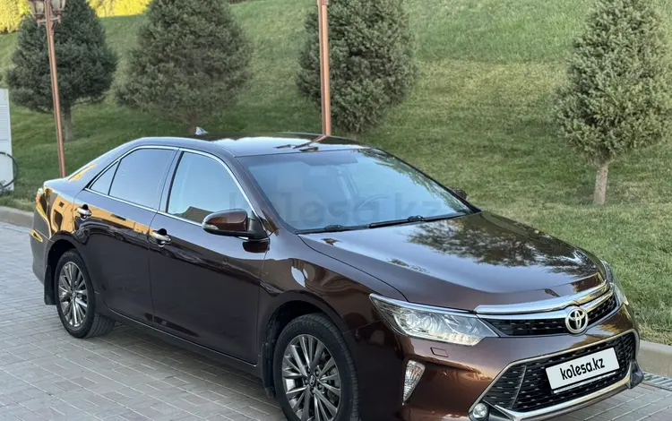 Toyota Camry 2017 годаfor11 600 000 тг. в Шымкент