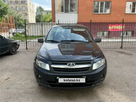 ВАЗ (Lada) Granta 2190 2013 года за 2 550 000 тг. в Астана