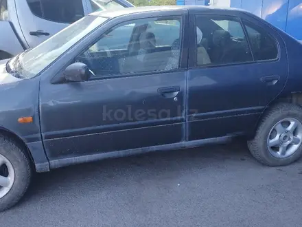 Nissan Primera 1992 года за 400 000 тг. в Караганда – фото 2