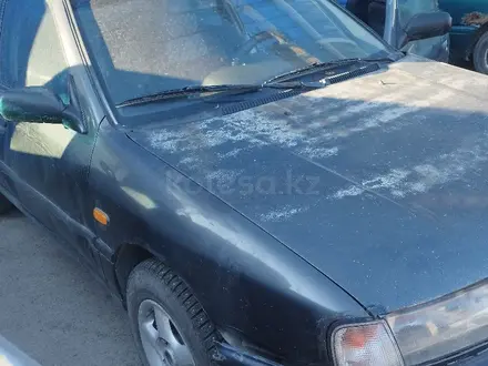 Nissan Primera 1992 года за 400 000 тг. в Караганда – фото 3