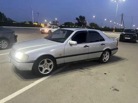 Mercedes-Benz C 180 1996 года за 2 000 000 тг. в Костанай – фото 4