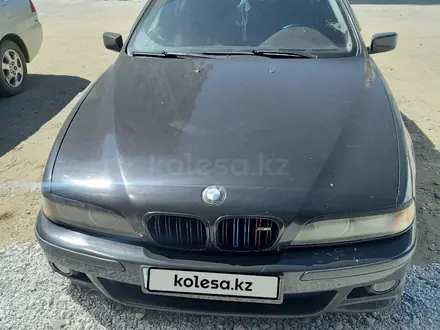 BMW 528 1997 года за 2 500 000 тг. в Семей – фото 2