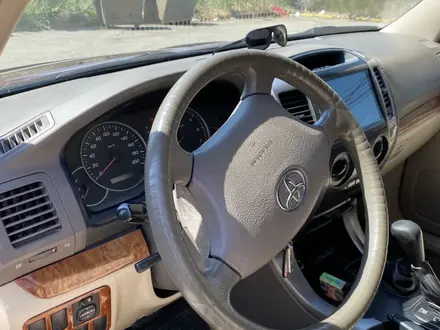 Toyota Land Cruiser Prado 2004 года за 6 999 000 тг. в Алматы – фото 9