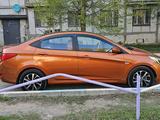 Hyundai Solaris 2015 года за 5 000 000 тг. в Актобе – фото 2