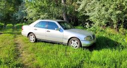 Mercedes-Benz C 180 1996 года за 1 950 000 тг. в Павлодар – фото 2