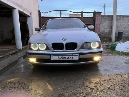 BMW 528 1997 года за 2 500 000 тг. в Шымкент – фото 2