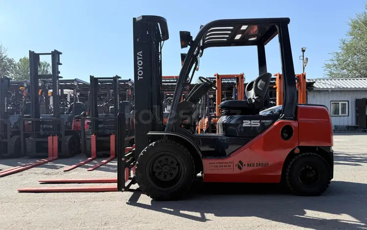 Toyota  02-8FG25 Тоуота 2.5т 4.7м позиционер вагонка 2015 годаүшін9 000 000 тг. в Алматы