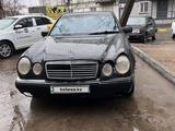 Mercedes-Benz E 230 1998 годаүшін2 300 000 тг. в Павлодар