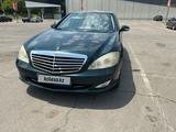 Mercedes-Benz S 500 2006 годаүшін8 000 000 тг. в Алматы