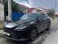 Lexus RX 350h 2023 года за 33 000 000 тг. в Атырау – фото 2