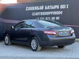 Toyota Camry 2011 годаүшін7 800 000 тг. в Актобе – фото 5