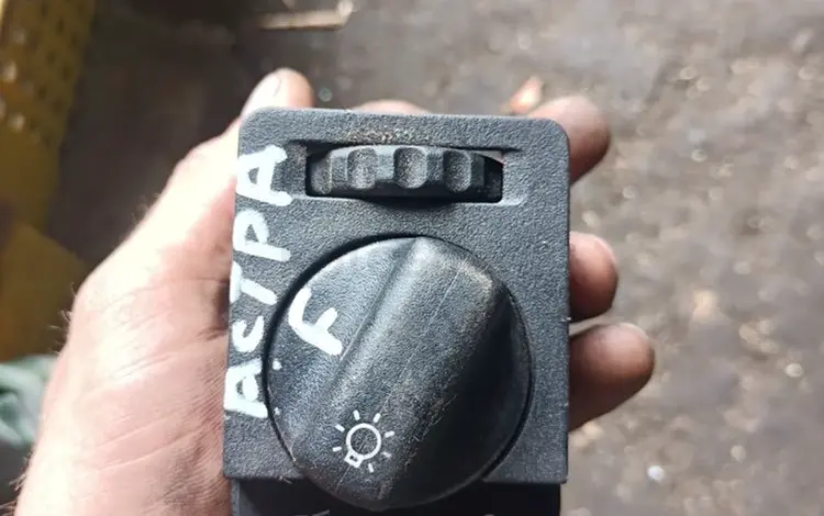 Переключатель света фар за 10 000 тг. в Алматы
