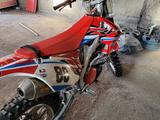 Honda  CRF 450 2012 годаүшін2 600 000 тг. в Павлодар – фото 2