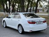 Toyota Camry 2014 годаүшін13 300 000 тг. в Шымкент – фото 4