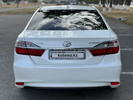 Toyota Camry 2014 года за 13 300 000 тг. в Шымкент – фото 6