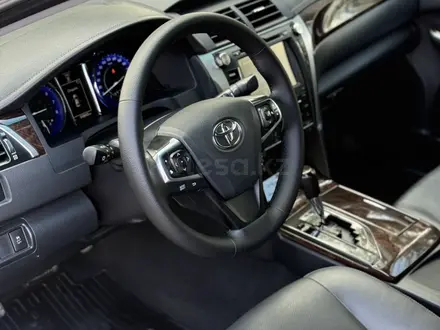 Toyota Camry 2014 года за 13 300 000 тг. в Шымкент – фото 10