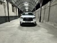 Toyota Highlander 2014 года за 15 200 000 тг. в Шымкент