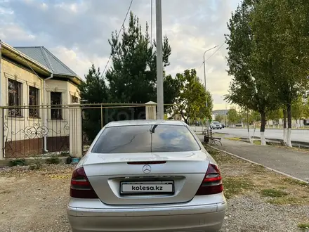 Mercedes-Benz E 280 2004 года за 5 500 000 тг. в Туркестан – фото 4