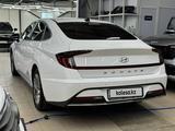 Hyundai Sonata 2021 года за 11 900 000 тг. в Уральск – фото 4