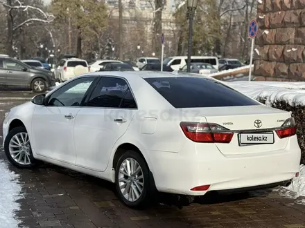 Toyota Camry 2015 года за 12 500 000 тг. в Шымкент – фото 2