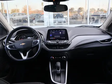 Chevrolet Onix Premier 2 2025 года за 5 590 000 тг. в Астана – фото 24