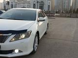 Toyota Camry 2014 года за 10 500 000 тг. в Астана – фото 2