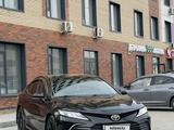 Toyota Camry 2021 года за 13 500 000 тг. в Семей – фото 3