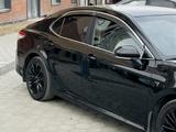 Toyota Camry 2021 года за 13 500 000 тг. в Семей – фото 5