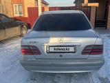 Mercedes-Benz E 240 2000 годаүшін3 200 000 тг. в Костанай – фото 3