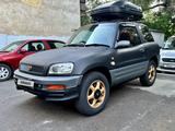 Toyota RAV4 1996 года за 2 650 000 тг. в Алматы