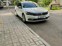 Volkswagen Passat 2018 годаүшін9 500 000 тг. в Алматы