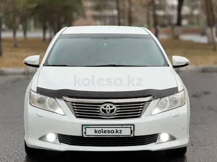 Toyota Camry 2014 года за 9 500 000 тг. в Павлодар – фото 2