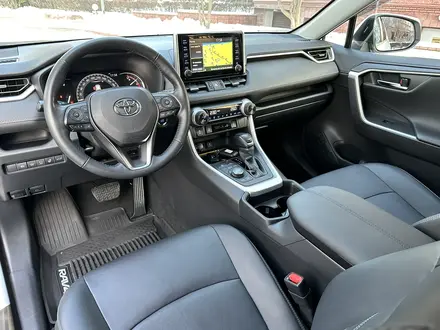 Toyota RAV4 2021 года за 20 750 000 тг. в Алматы – фото 6