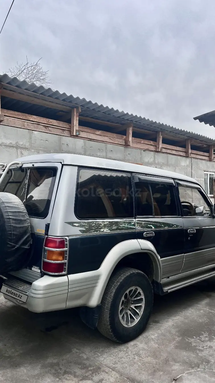 Mitsubishi Pajero, 1995