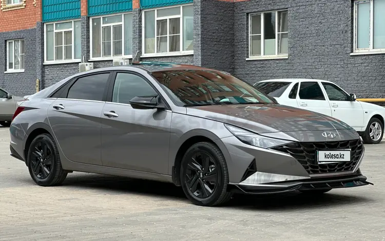 Hyundai Elantra 2023 годаfor10 450 000 тг. в Актобе