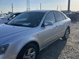 Hyundai Sonata 2005 годаfor3 950 000 тг. в Шымкент – фото 5