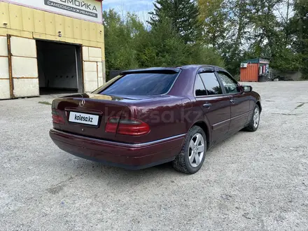 Mercedes-Benz E 230 1997 года за 3 200 000 тг. в Усть-Каменогорск – фото 15