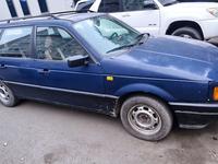 Volkswagen Passat 1991 годаfor1 130 000 тг. в Экибастуз