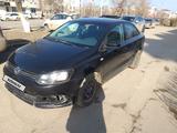 Volkswagen Polo 2014 года за 4 400 000 тг. в Актобе – фото 2